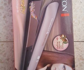 📢 se vende plancha de pelo marca remington nueva,sellada en su caja