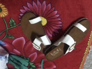 📢 Sandalias practicas