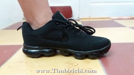 tennis nike negros de mujer